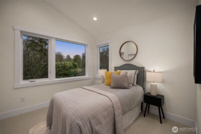 809 W Armour Street , Seattle, WA 98119 - Photo 24