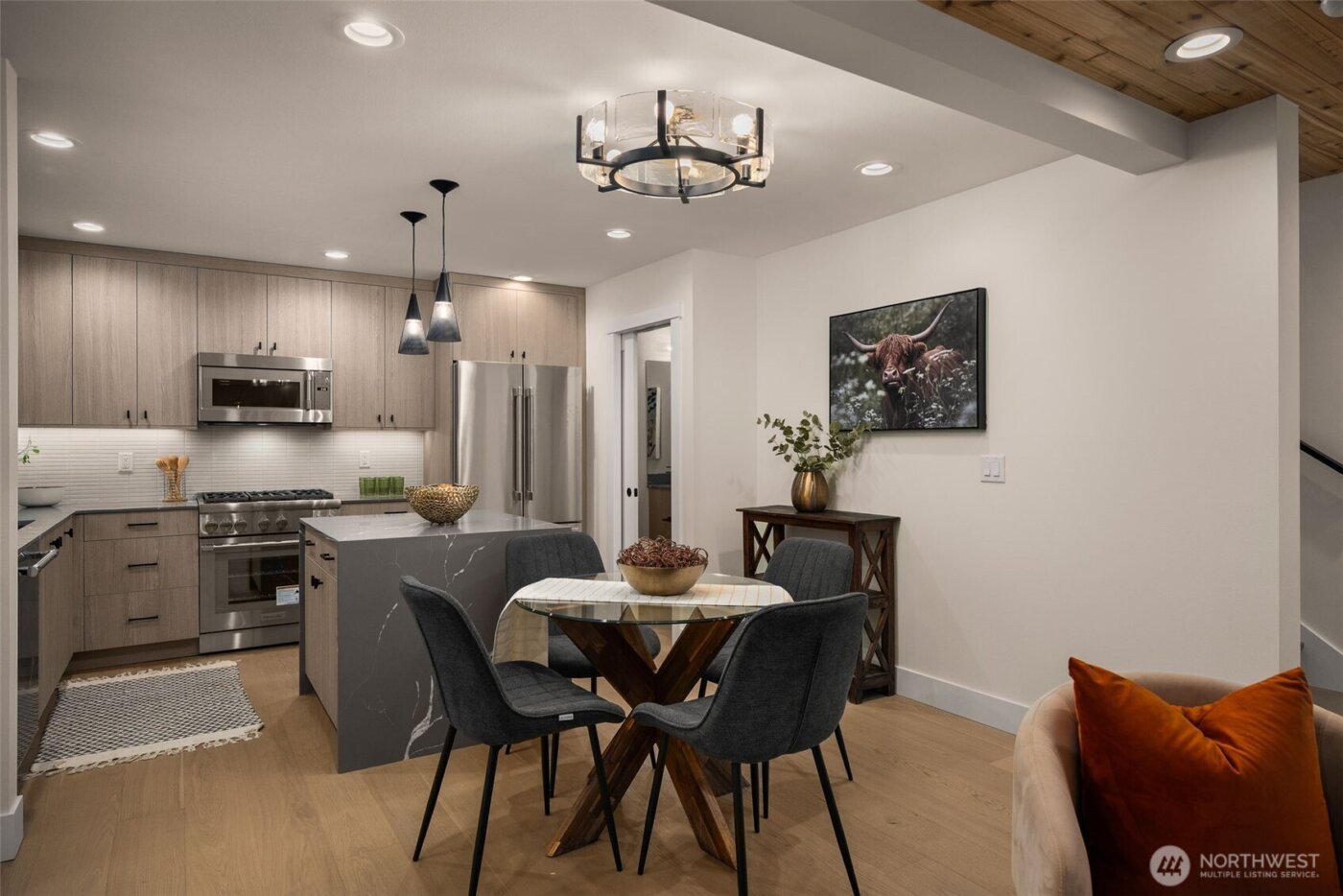 809 W Armour Street , Seattle, WA 98119