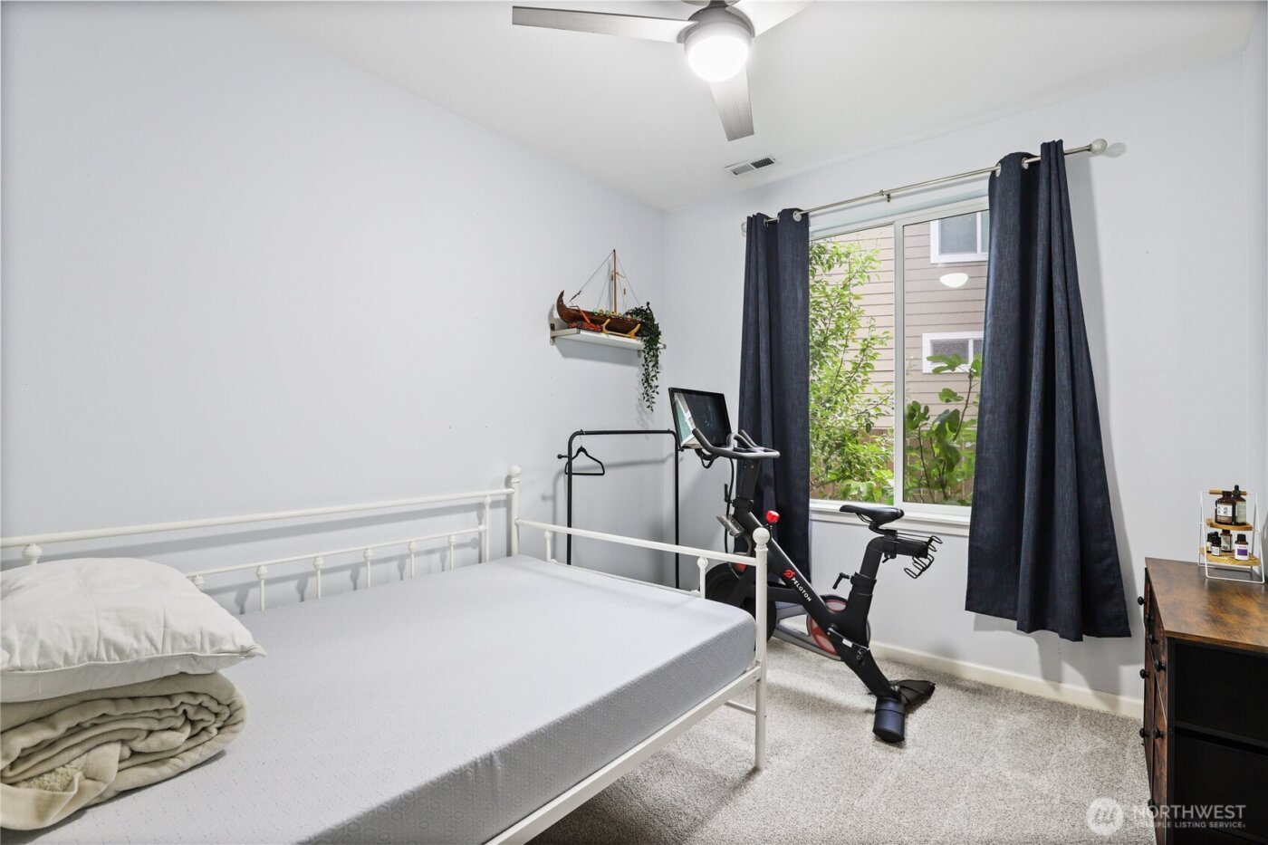 2430 Puget Sound Boulevard , Bremerton, WA 98312-7002