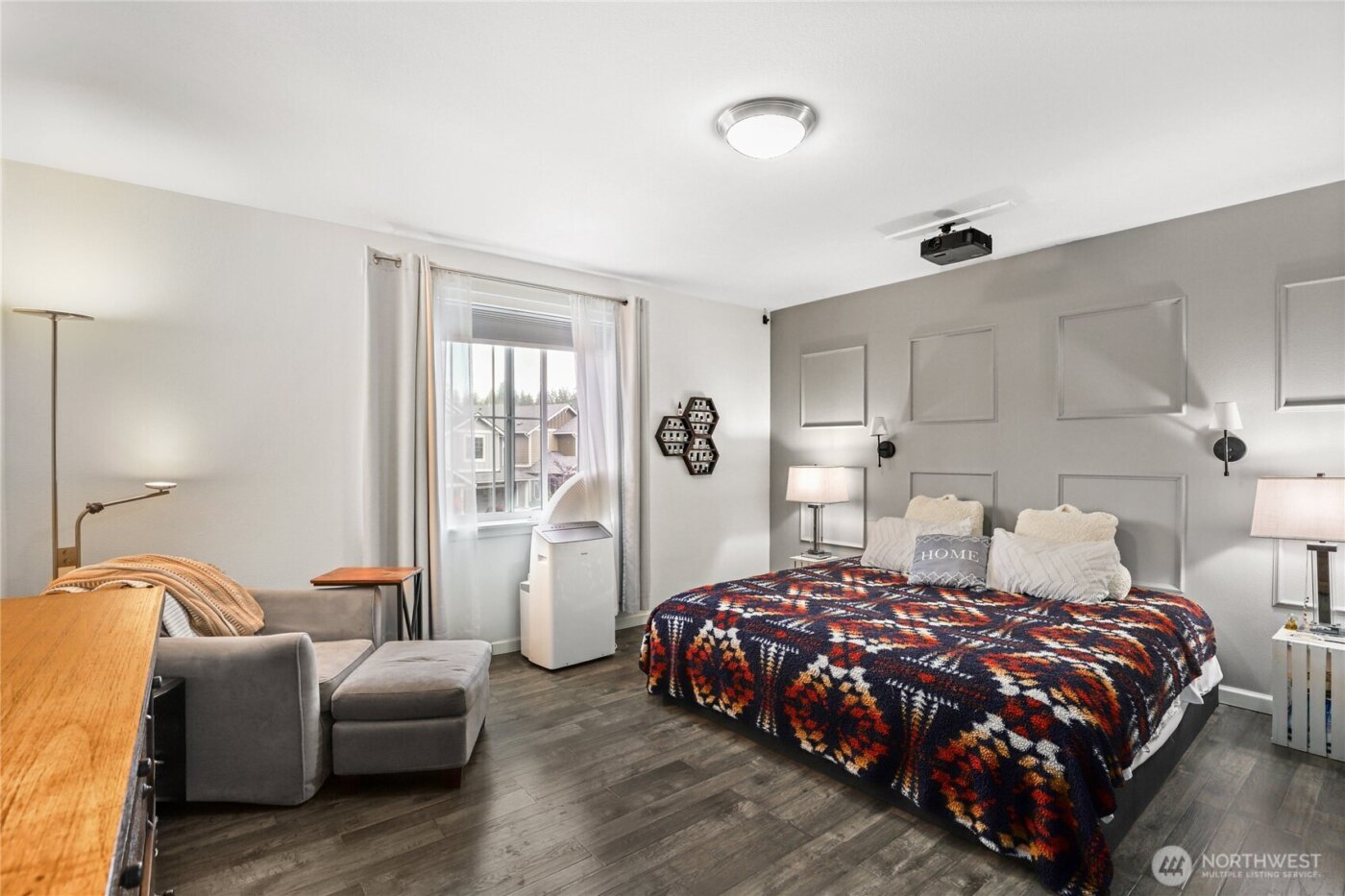 2430 Puget Sound Boulevard , Bremerton, WA 98312-7002