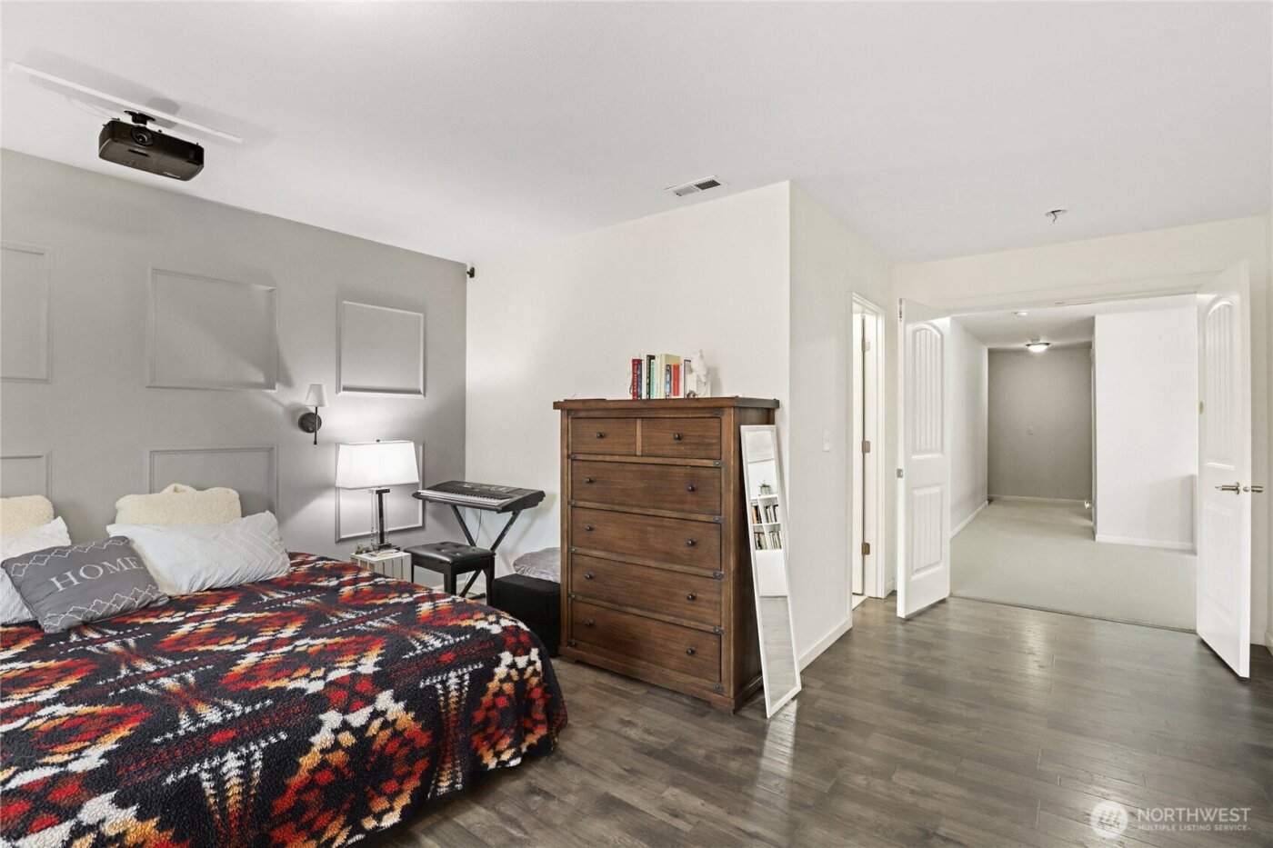 2430 Puget Sound Boulevard , Bremerton, WA 98312-7002