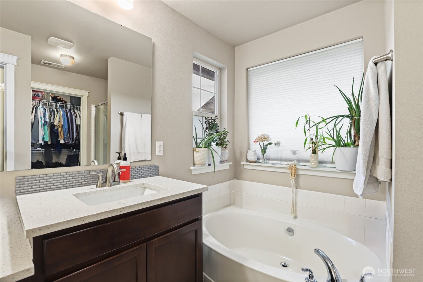 2430 Puget Sound Boulevard , Bremerton, WA 98312-7002