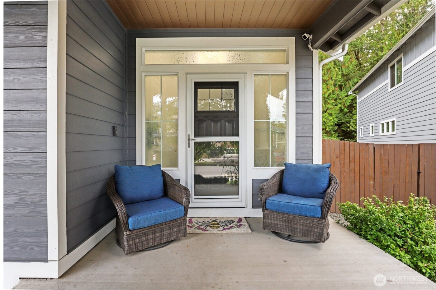 2430 Puget Sound Boulevard , Bremerton, WA 98312-7002