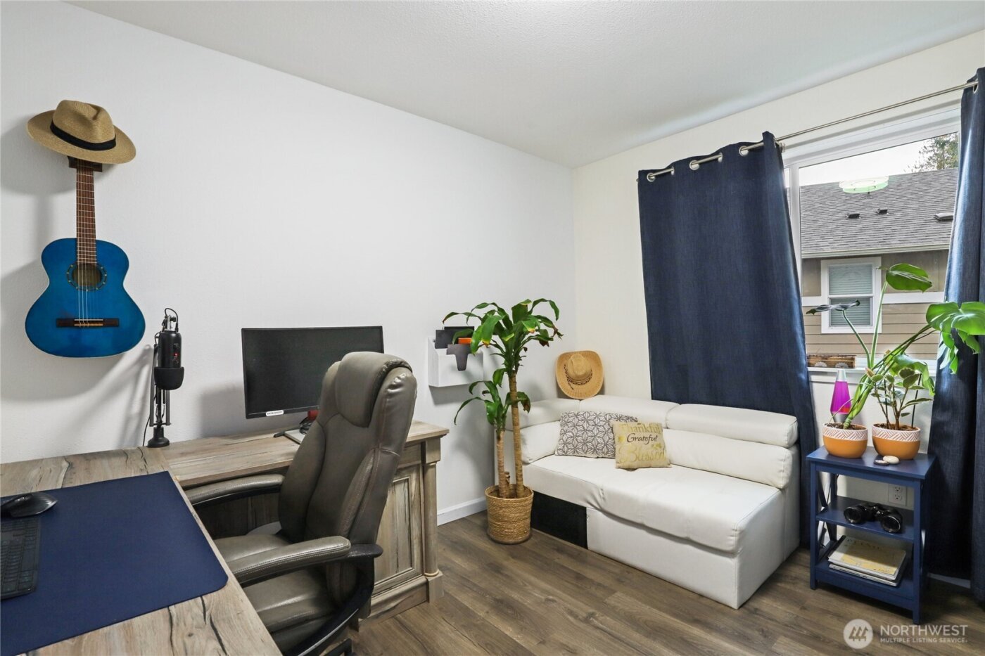 2430 Puget Sound Boulevard , Bremerton, WA 98312-7002