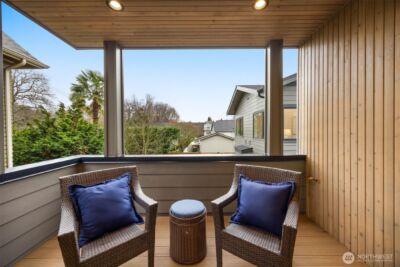 807 W Armour Street , Seattle, WA 98119 - Photo 11