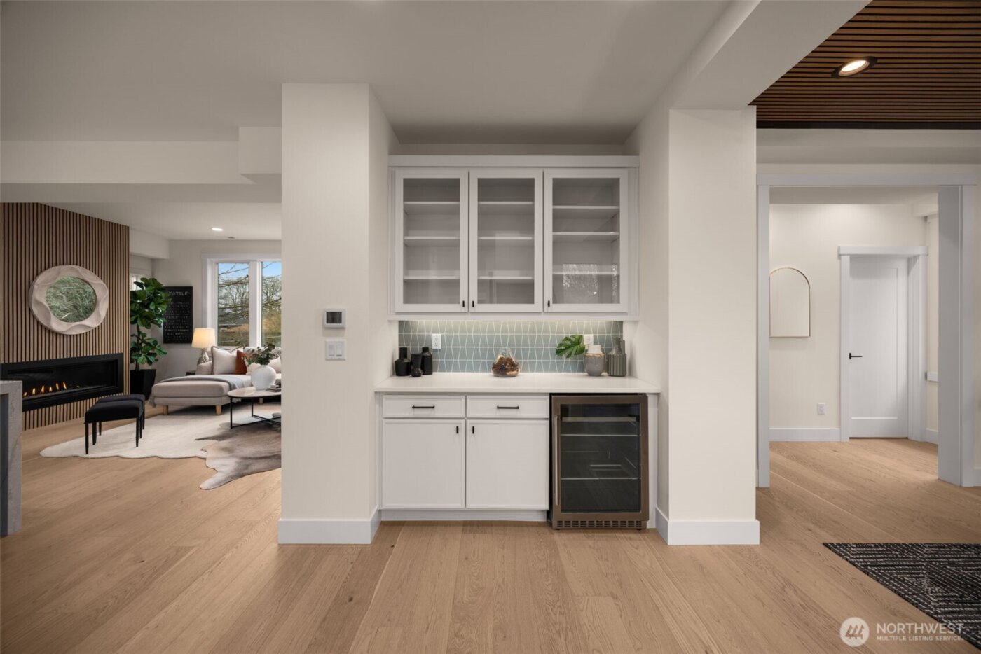 807 W Armour Street , Seattle, WA 98119