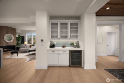 807 W Armour Street , Seattle, WA 98119 - Photo 19