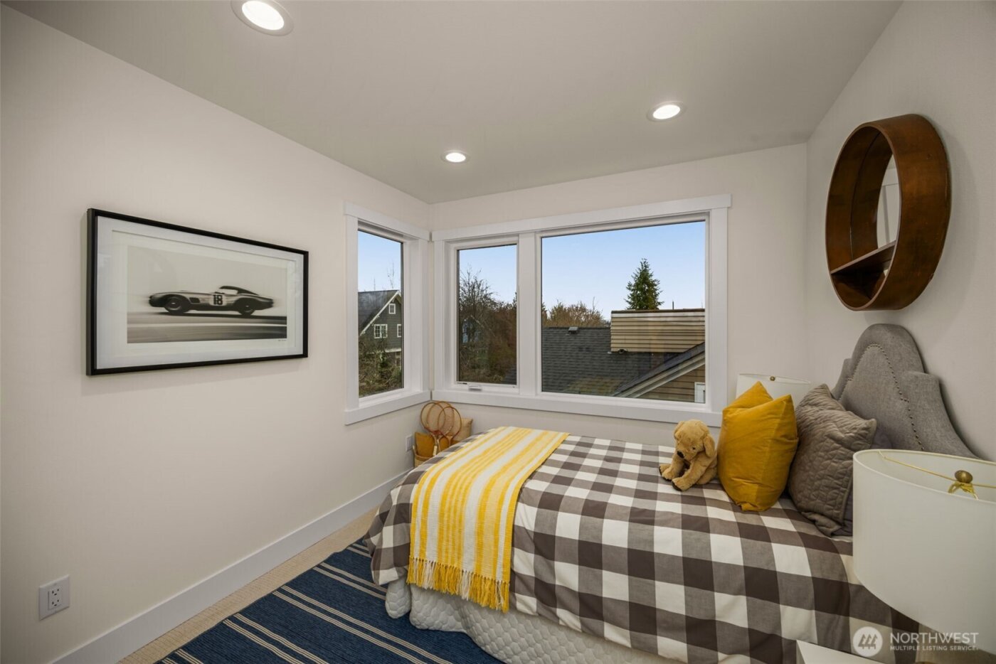 807 W Armour Street , Seattle, WA 98119