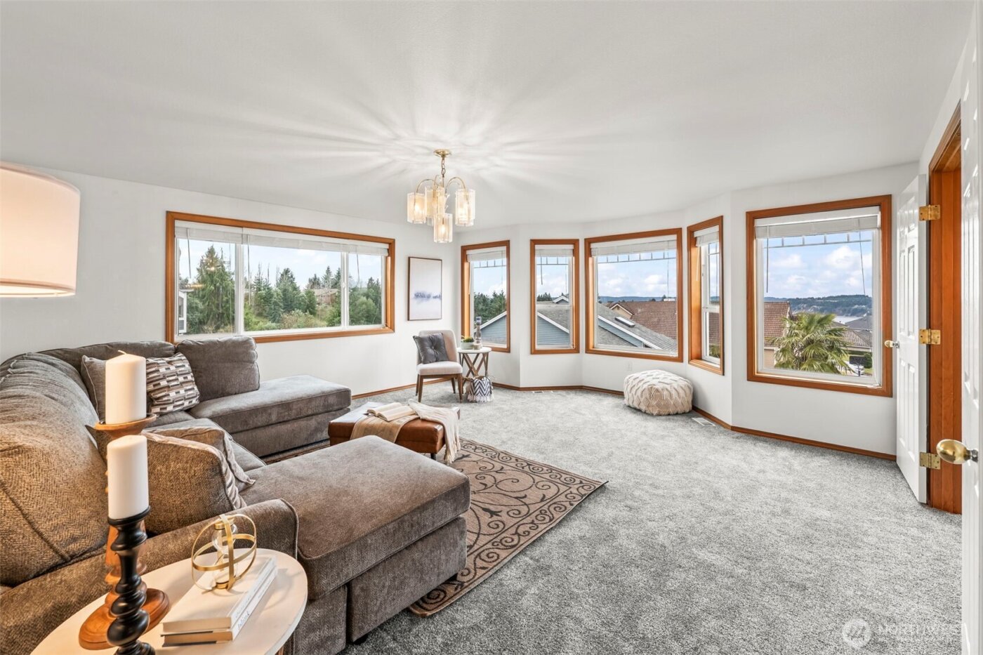 928 N Heatherwood W, Tacoma, WA 98406