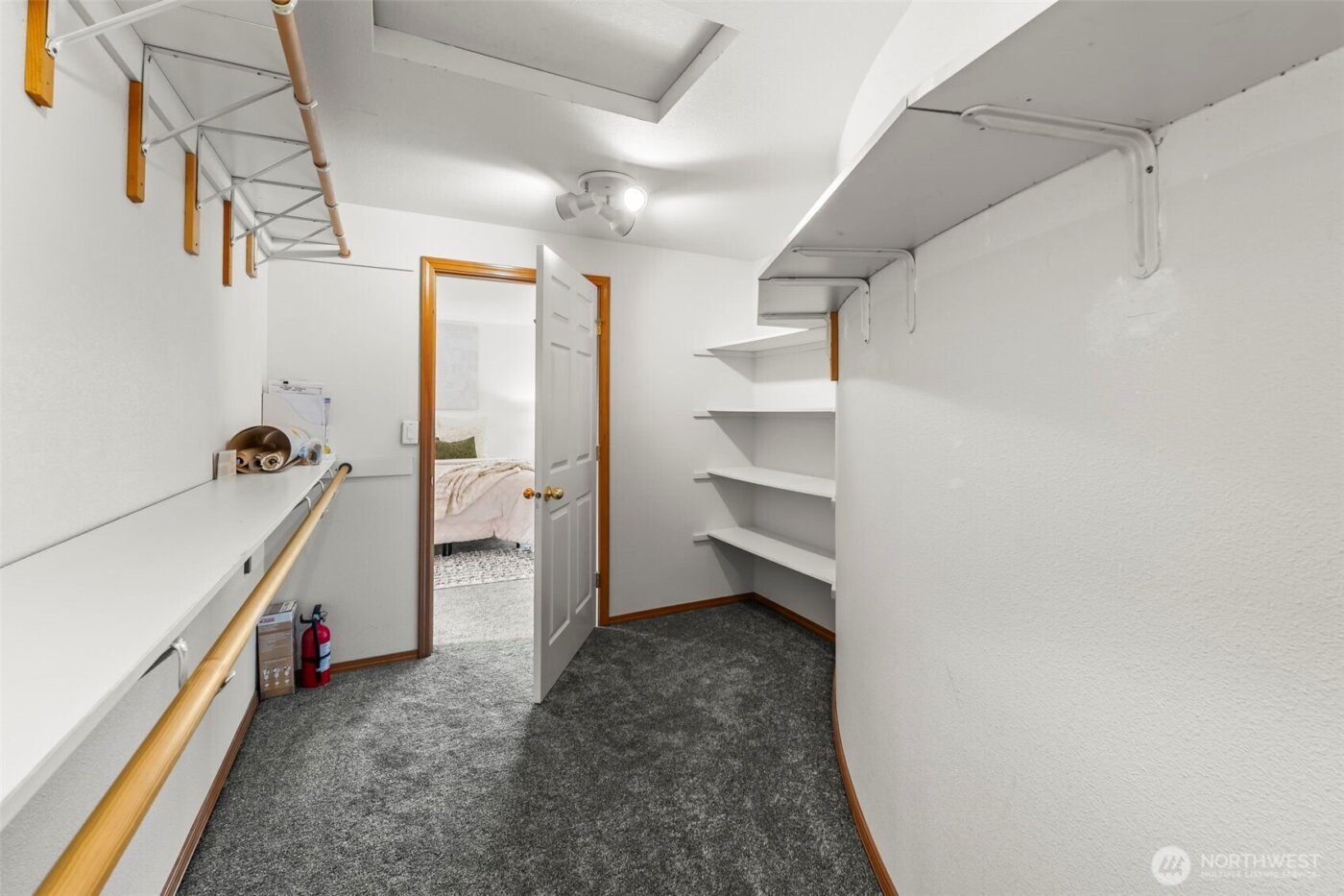 928 N Heatherwood W, Tacoma, WA 98406