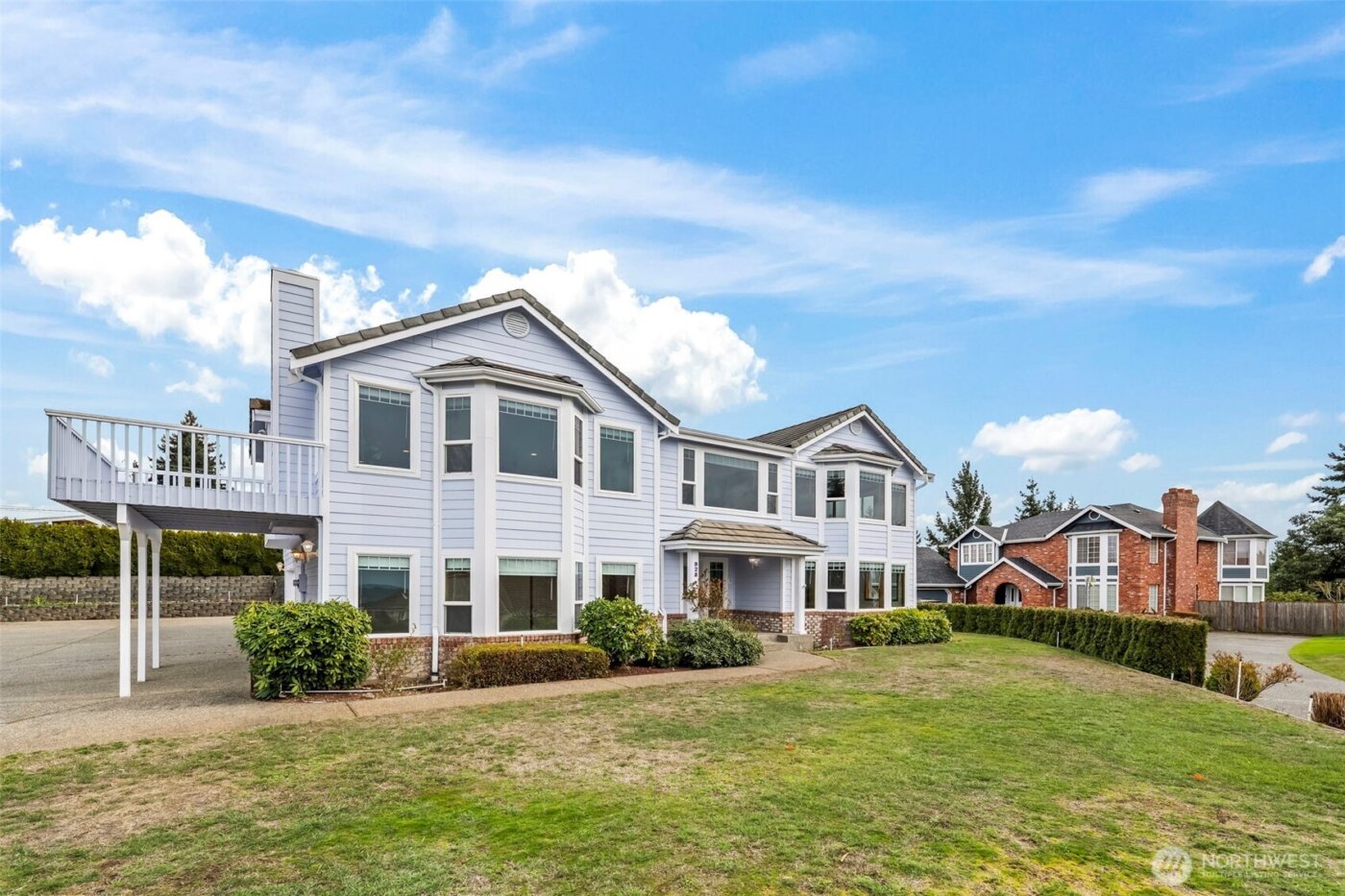 928 N Heatherwood W, Tacoma, WA 98406