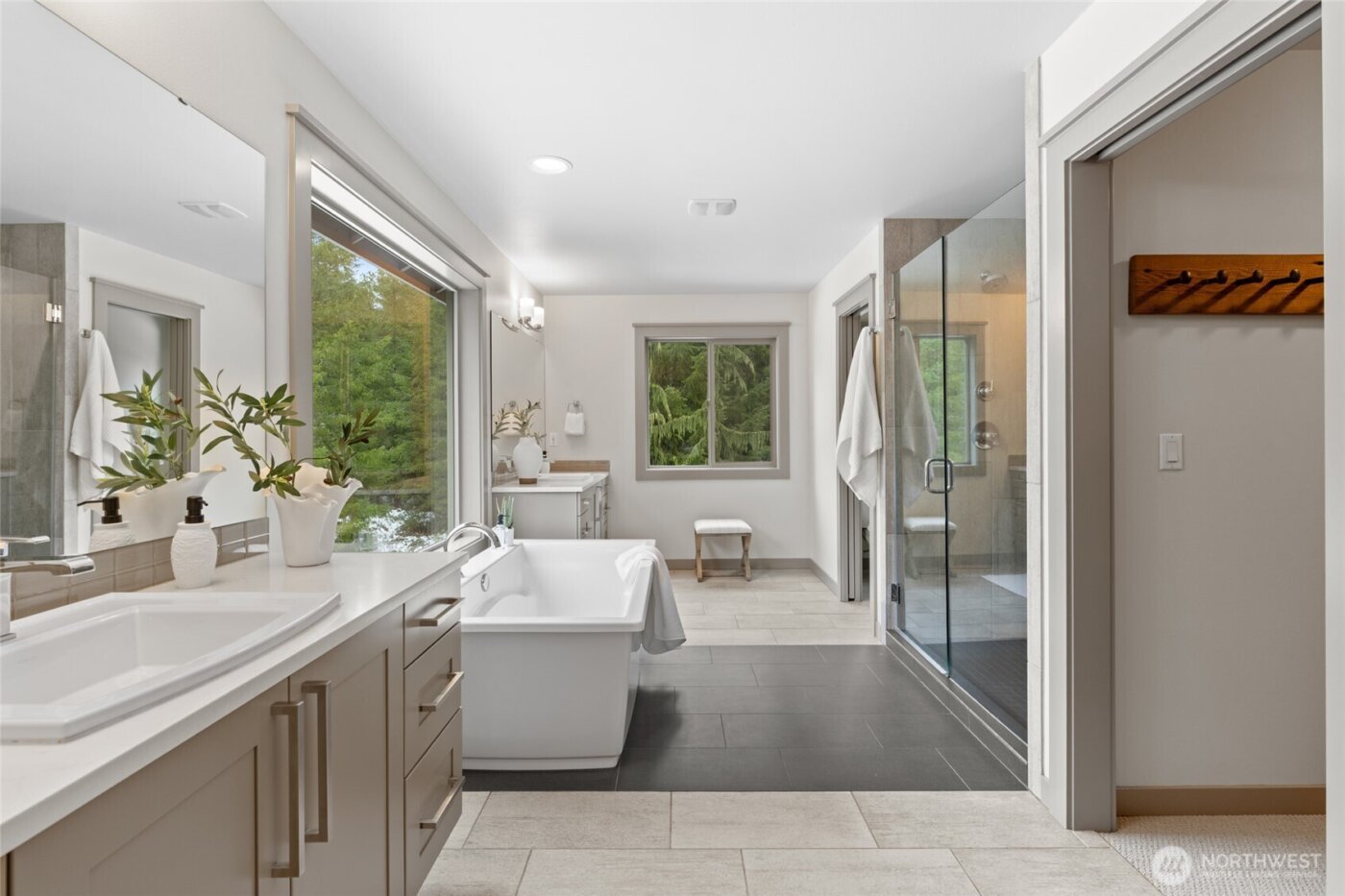 31622 SE 283rd Court , Ravensdale, WA 98051