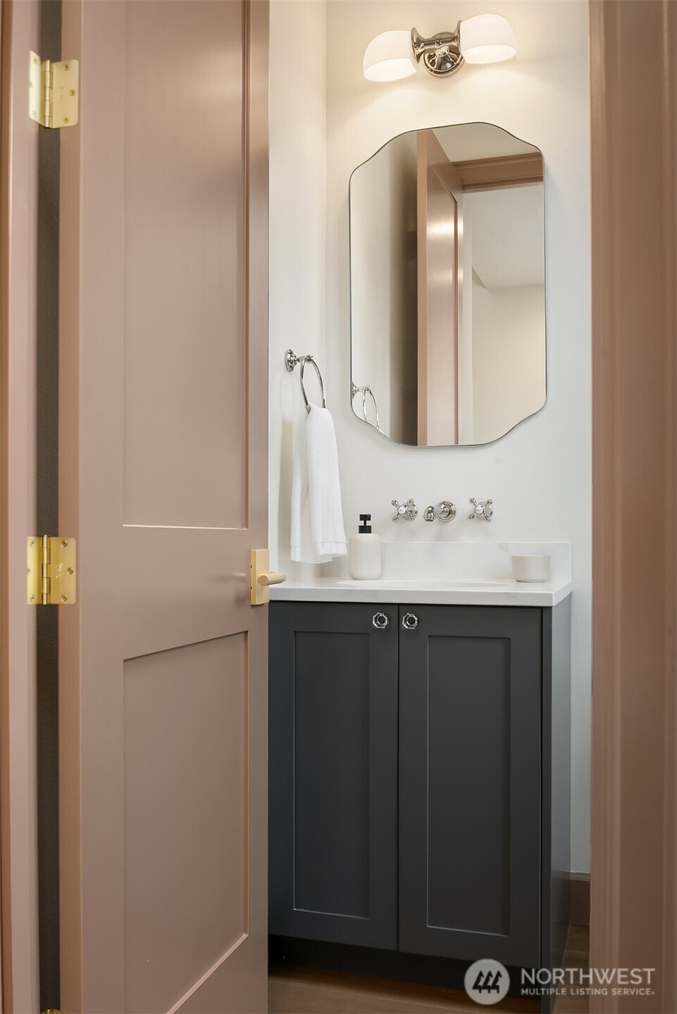 20701 82nd Avenue W #B, Edmonds, WA 98026