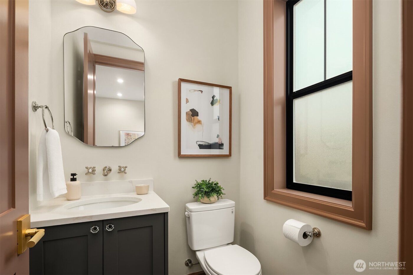 20701 82nd Avenue W #B, Edmonds, WA 98026