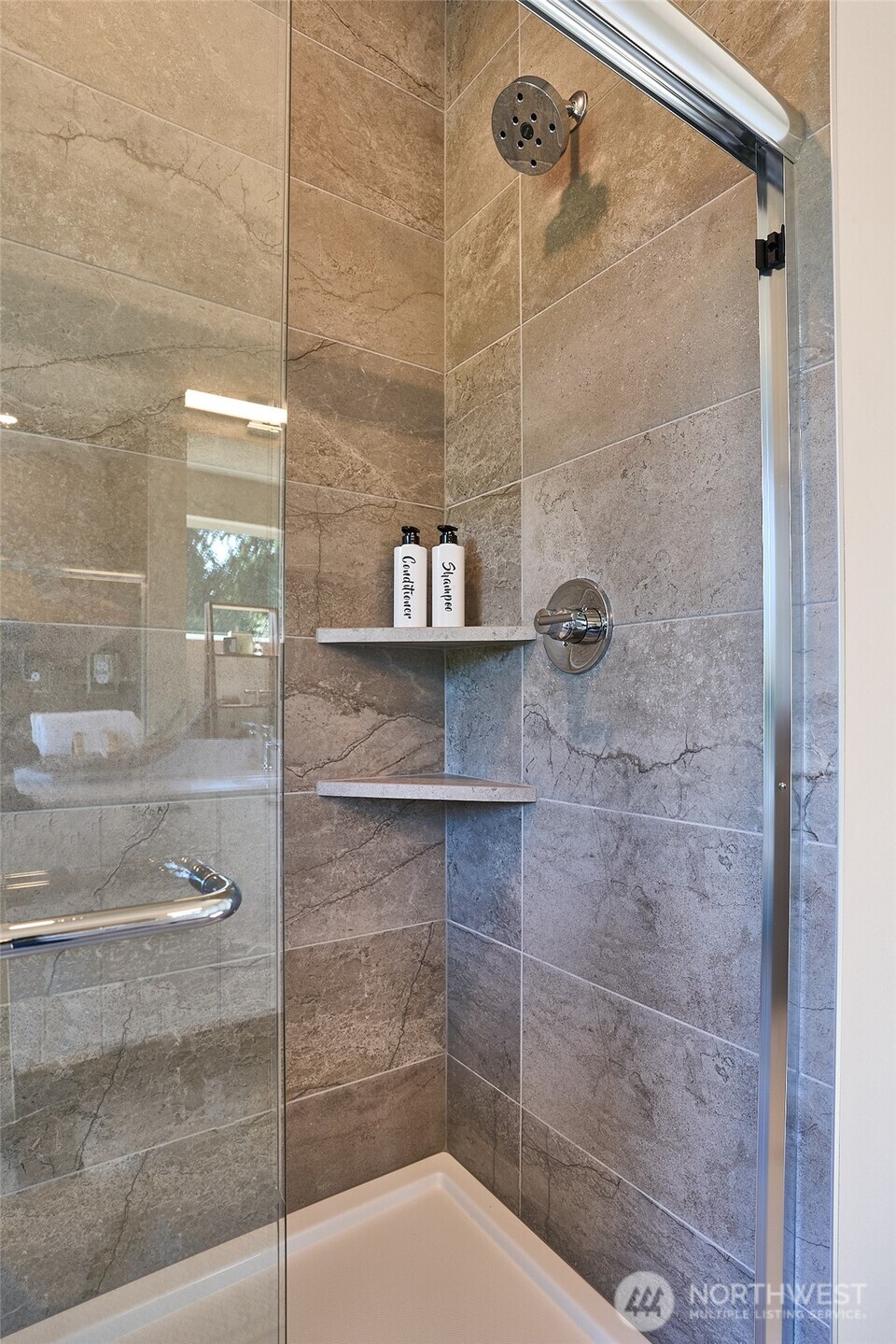 36520 SW 3rd Avenue #1, Federal Way, WA 98023