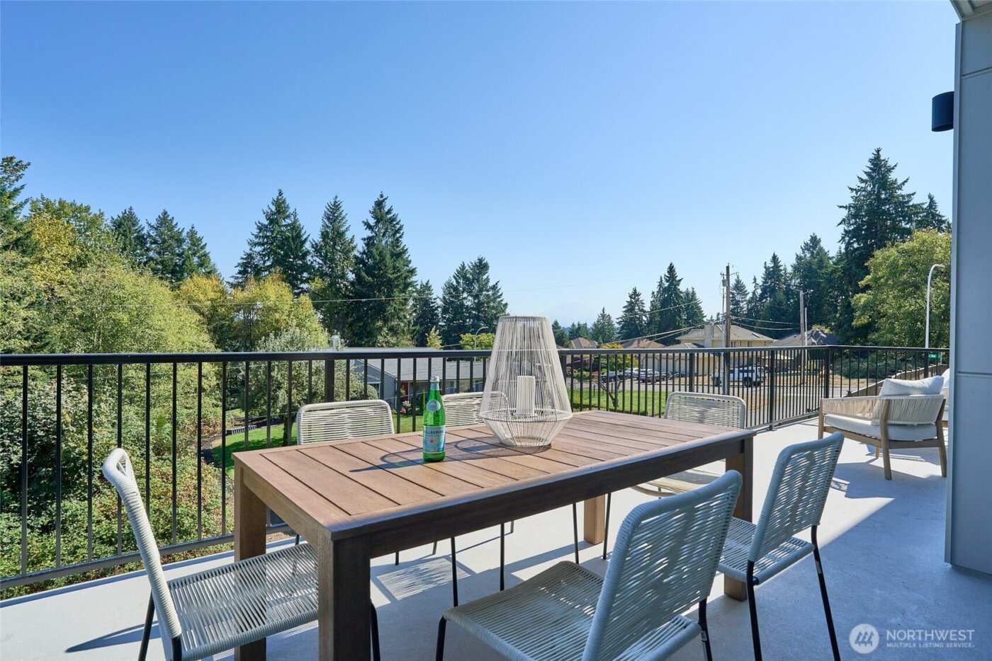 36520 SW 3rd Avenue #1, Federal Way, WA 98023