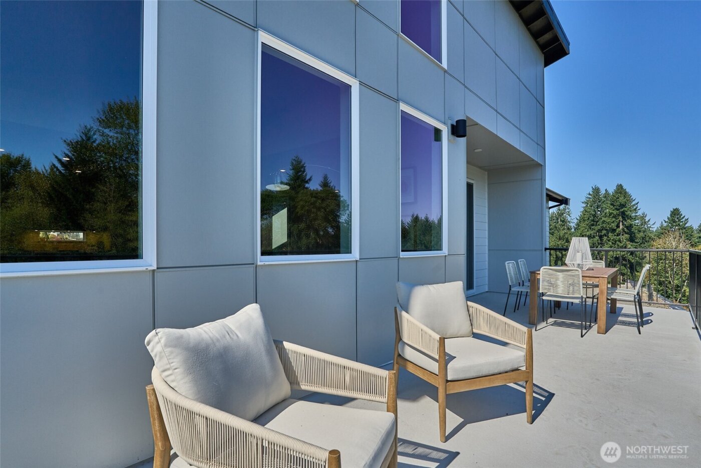 36520 SW 3rd Avenue #1, Federal Way, WA 98023