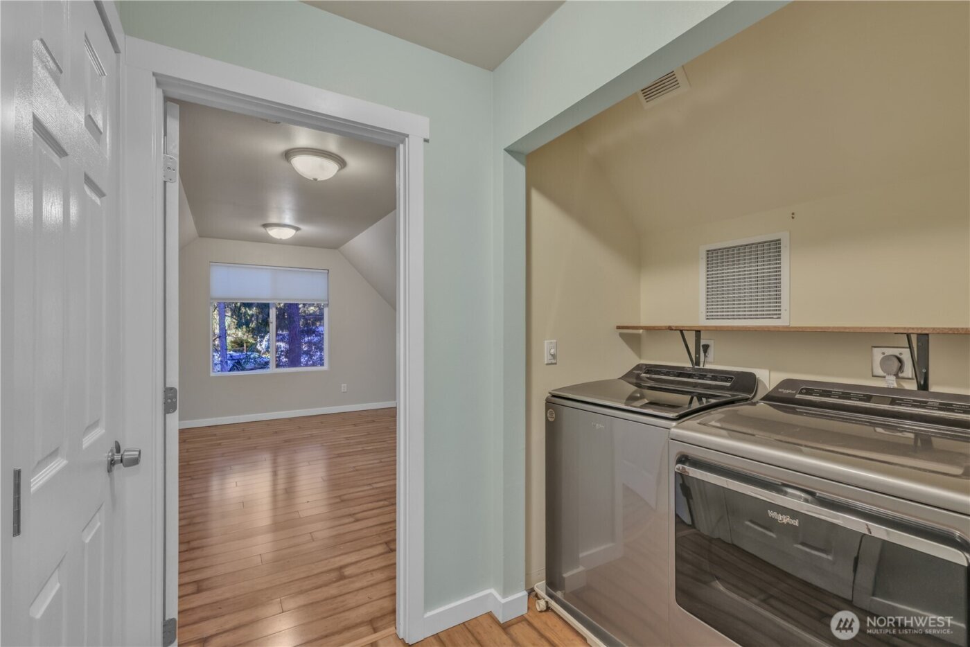 2507 Creviston Road SW, Lakebay, WA 98349