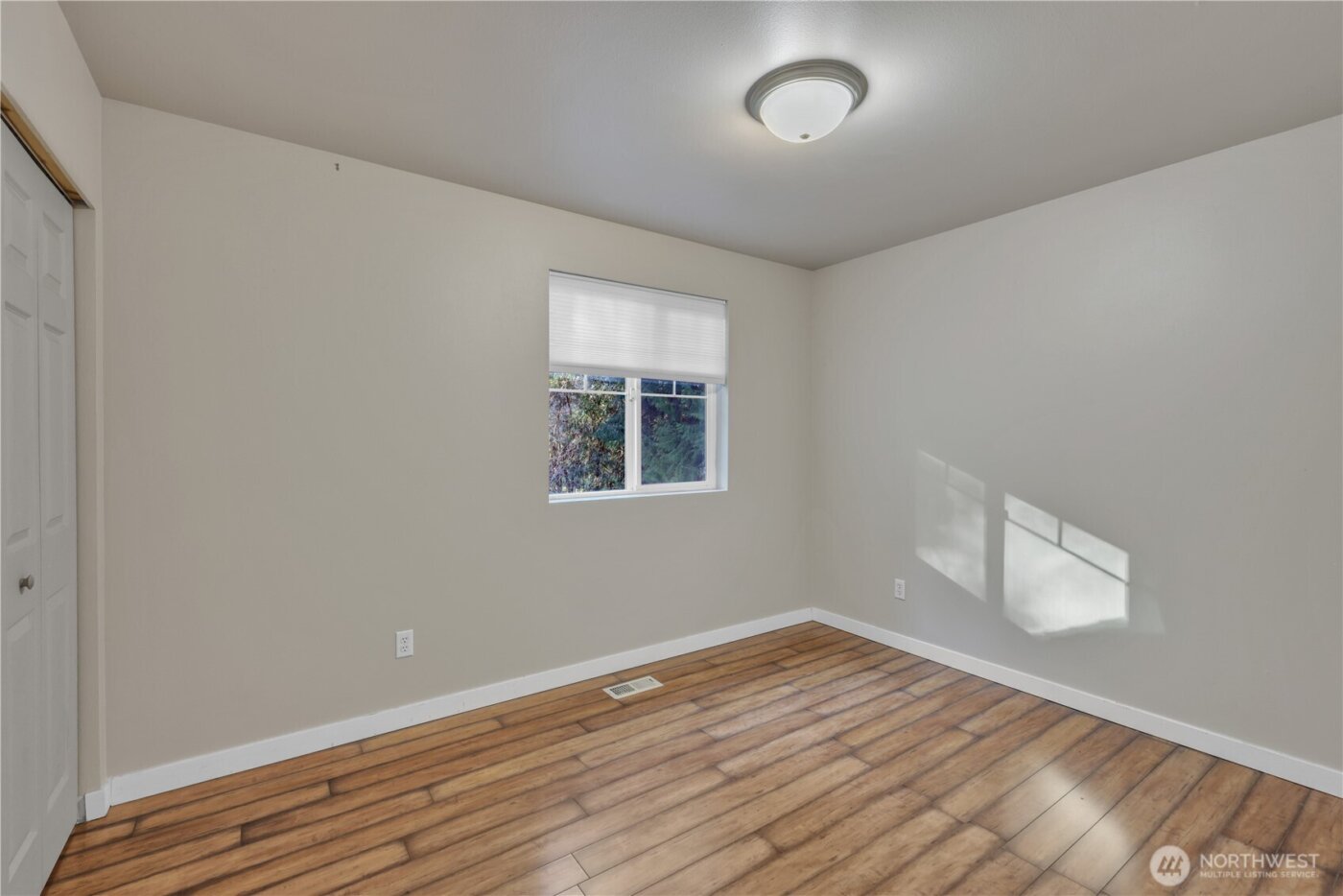 2507 Creviston Road SW, Lakebay, WA 98349