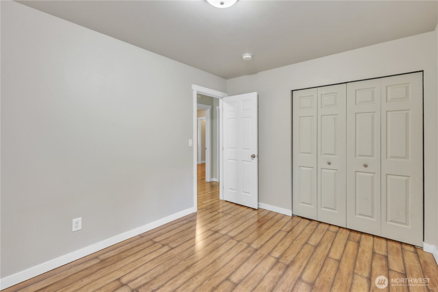 2507 Creviston Road SW, Lakebay, WA 98349