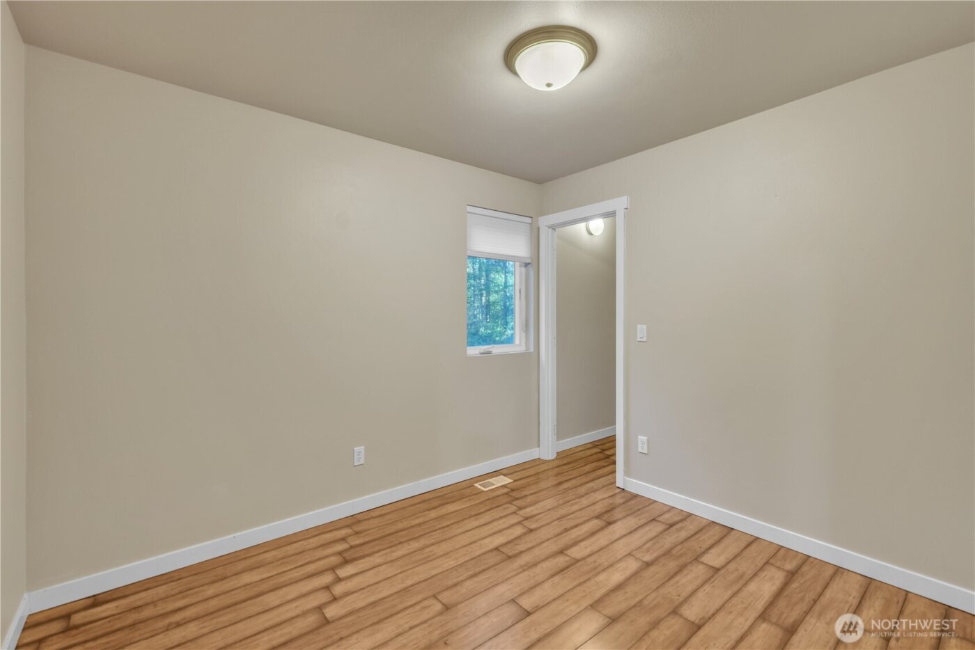 2507 Creviston Road SW, Lakebay, WA 98349