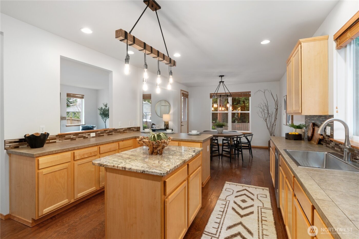 8225 1st Place SE, Lake Stevens, WA 98258