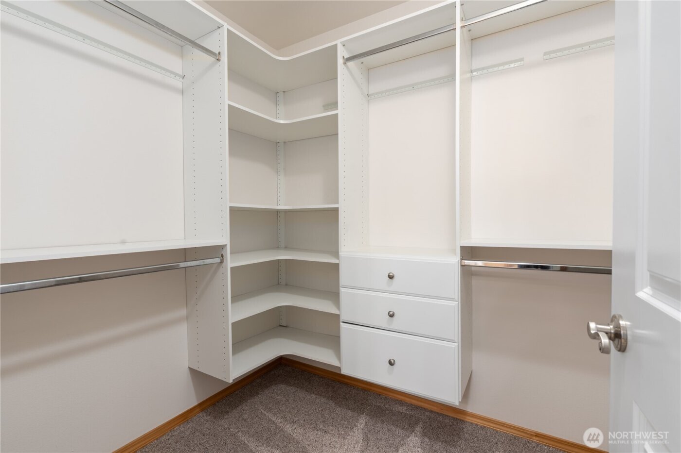 8225 1st Place SE, Lake Stevens, WA 98258