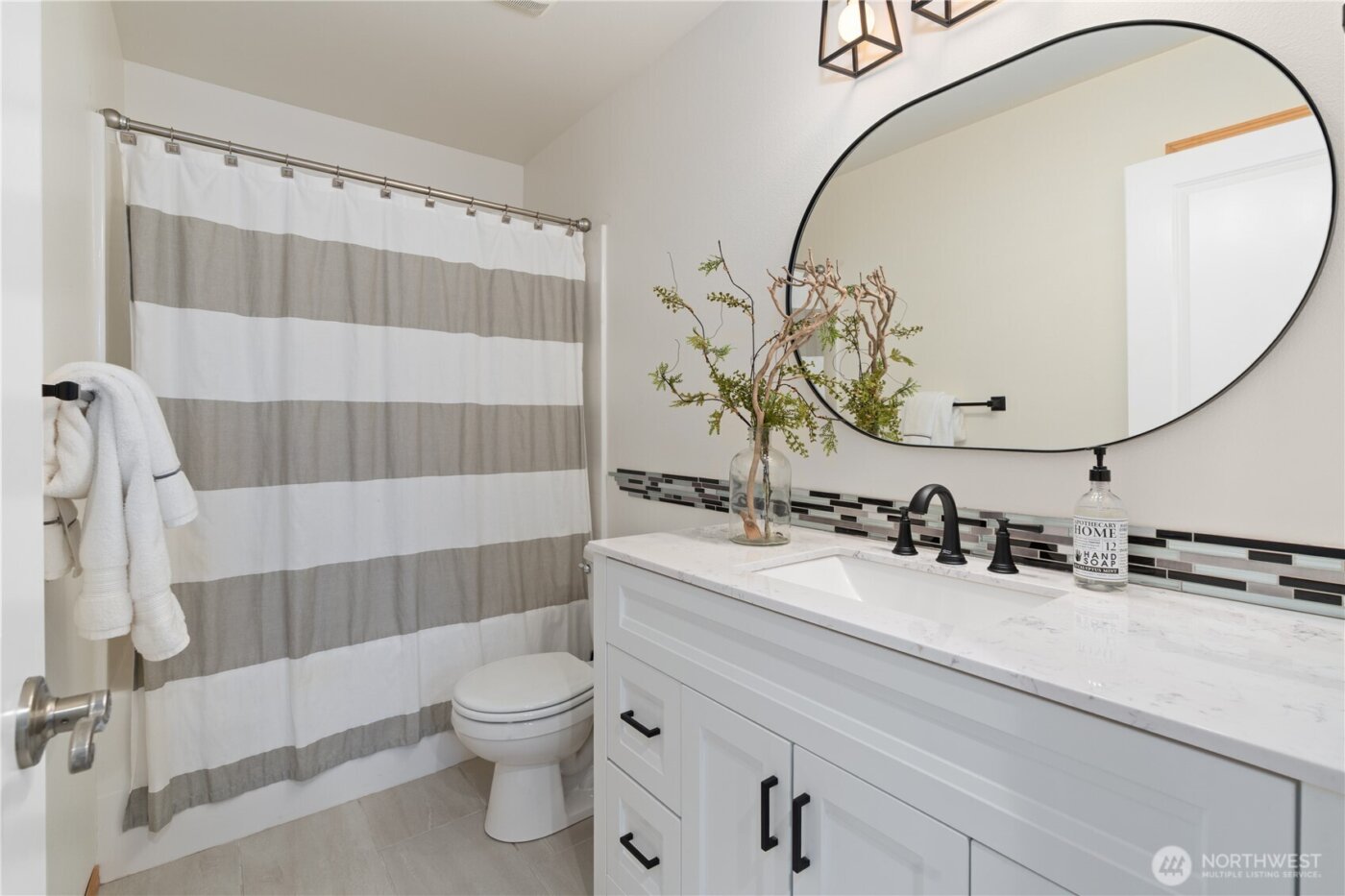 8225 1st Place SE, Lake Stevens, WA 98258