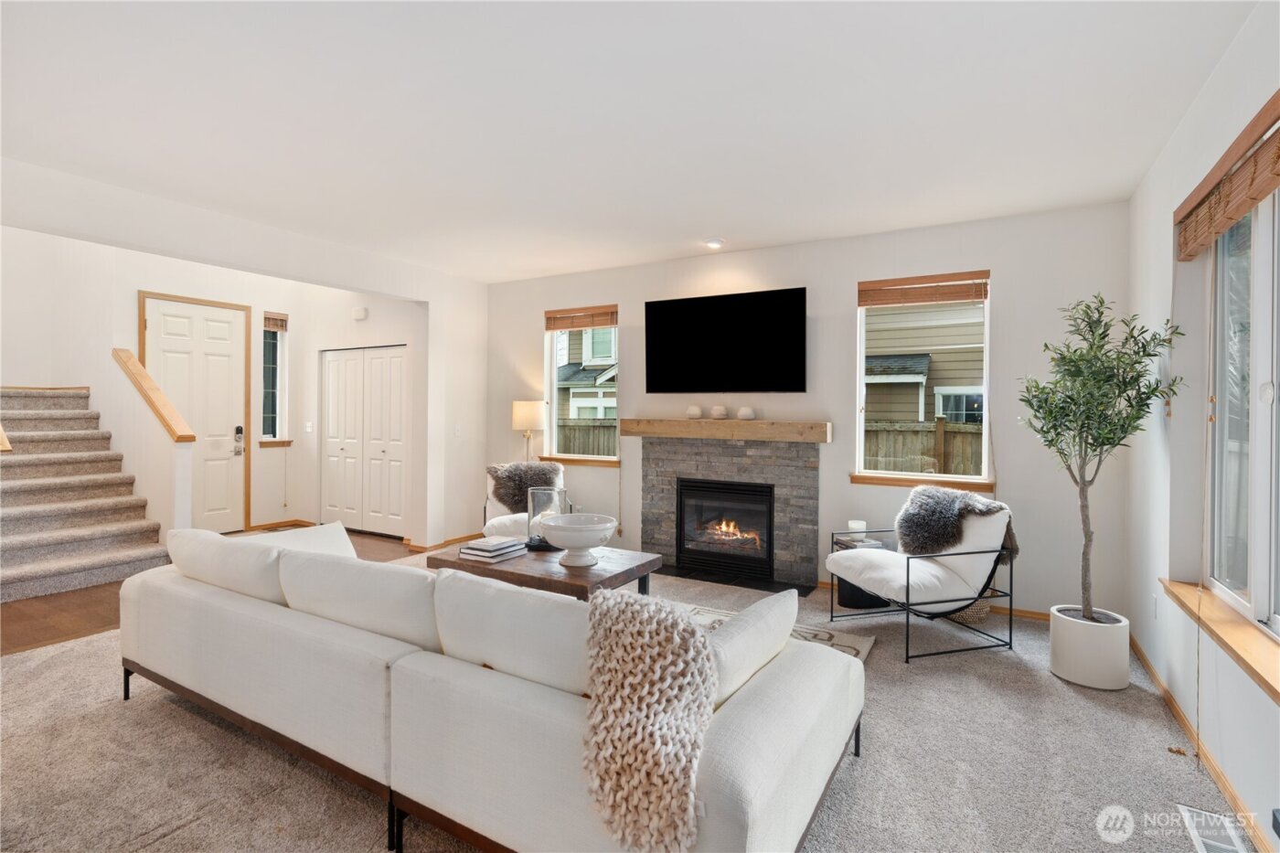 8225 1st Place SE, Lake Stevens, WA 98258