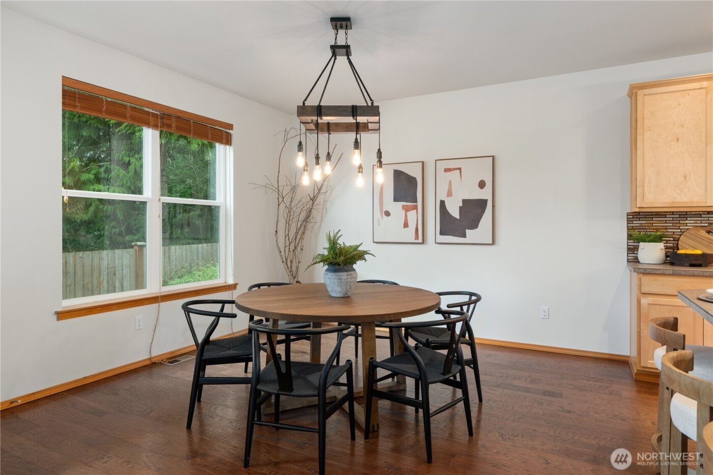 8225 1st Place SE, Lake Stevens, WA 98258