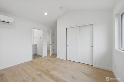 7320 11th Avenue NE, Seattle, WA 98115 - Photo 13