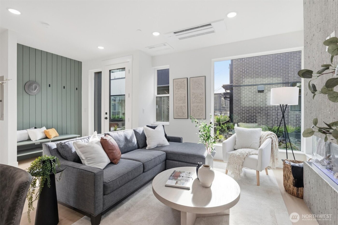 2012 Fairview Avenue E #B, Seattle, WA 98102