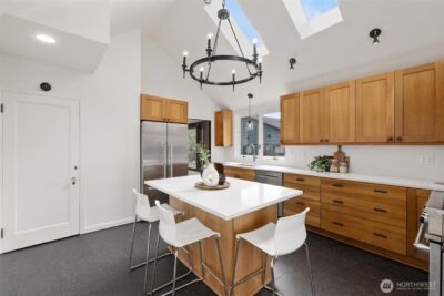 2419 28th Avenue W, Seattle, WA 98199 - Photo 11