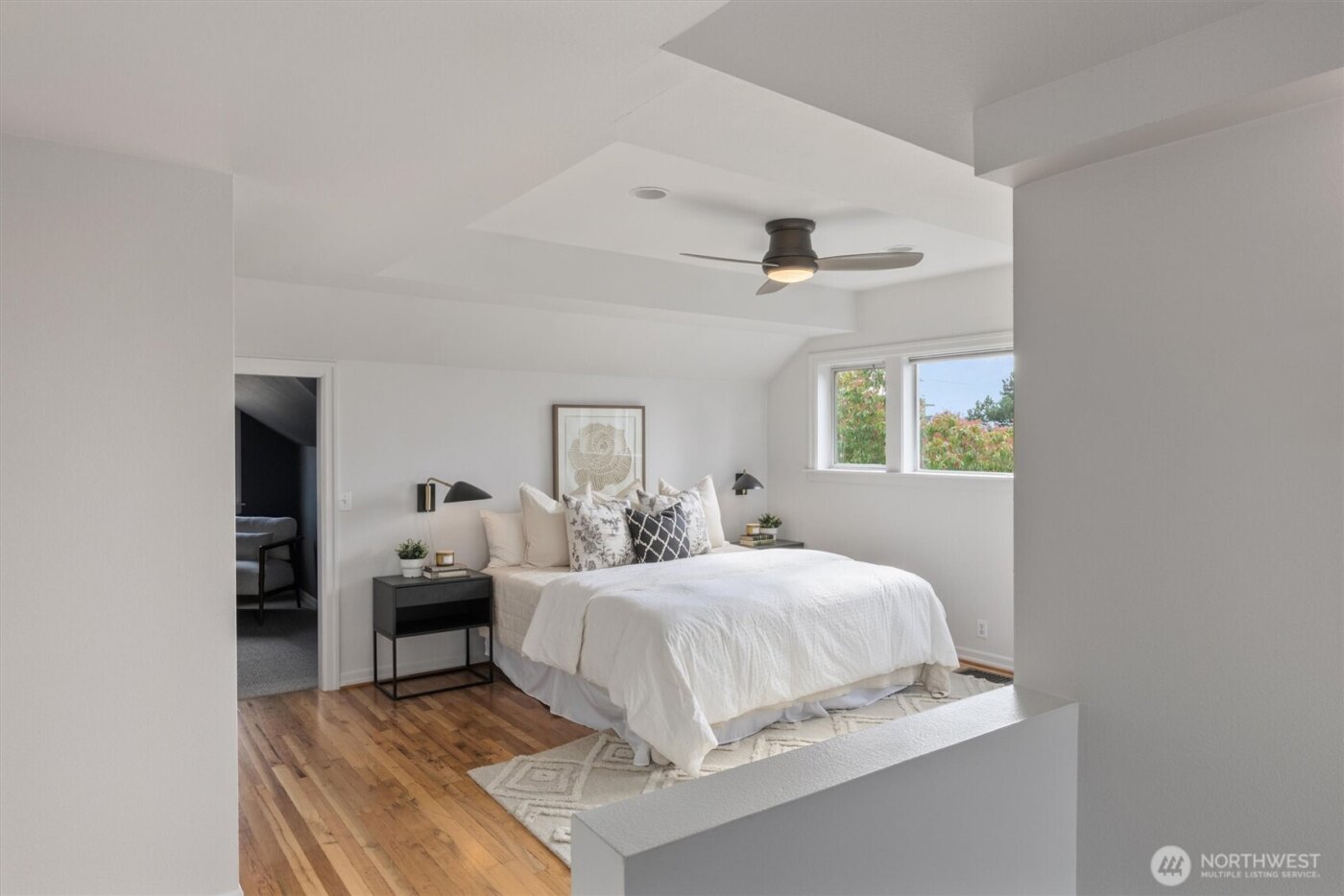 2419 28th Avenue W, Seattle, WA 98199