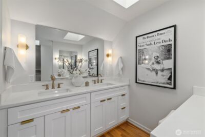 2419 28th Avenue W, Seattle, WA 98199 - Photo 27