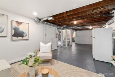 2419 28th Avenue W, Seattle, WA 98199 - Photo 30