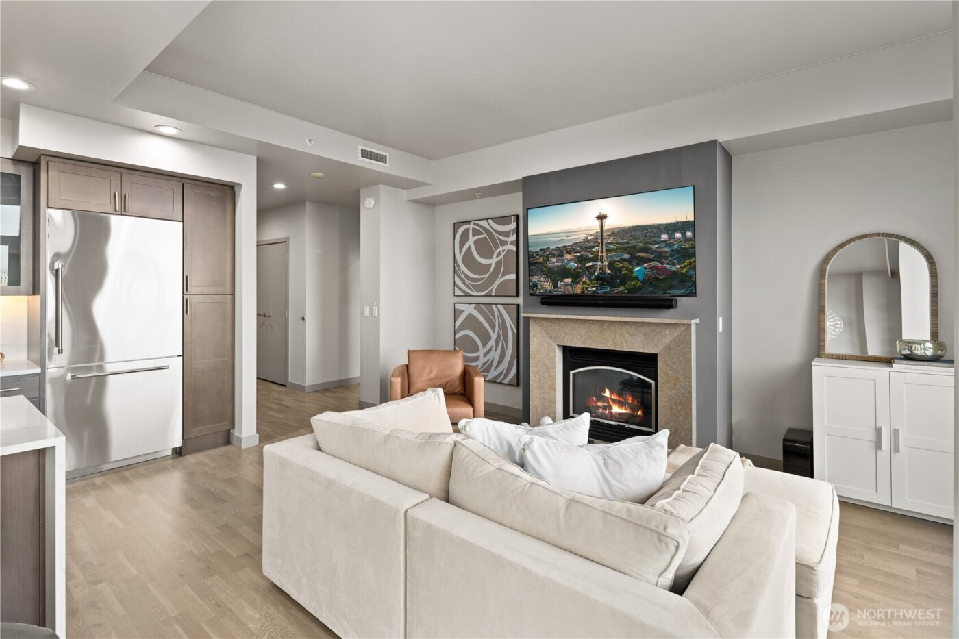 10650 NE 9th Place #2427, Bellevue, WA 98004