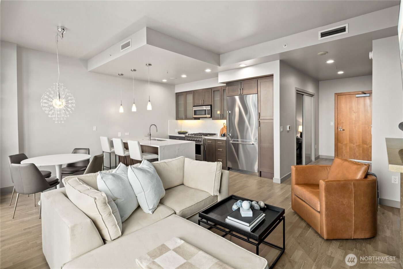 10650 NE 9th Place #2427, Bellevue, WA 98004