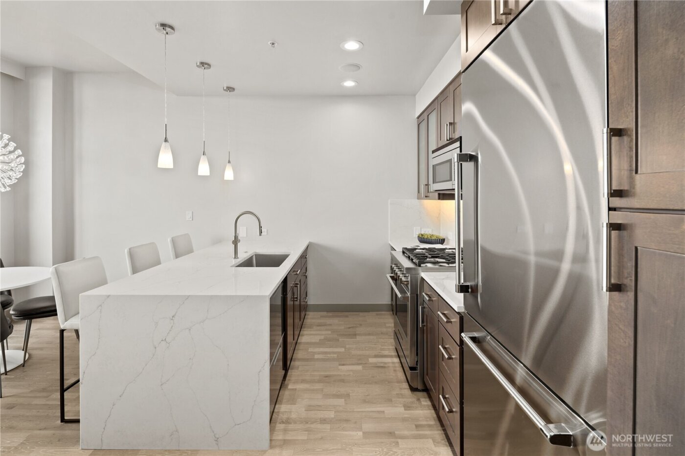 10650 NE 9th Place #2427, Bellevue, WA 98004