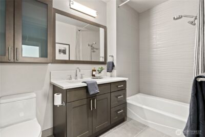 10650 NE 9th Place #2427, Bellevue, WA 98004 - Photo 21