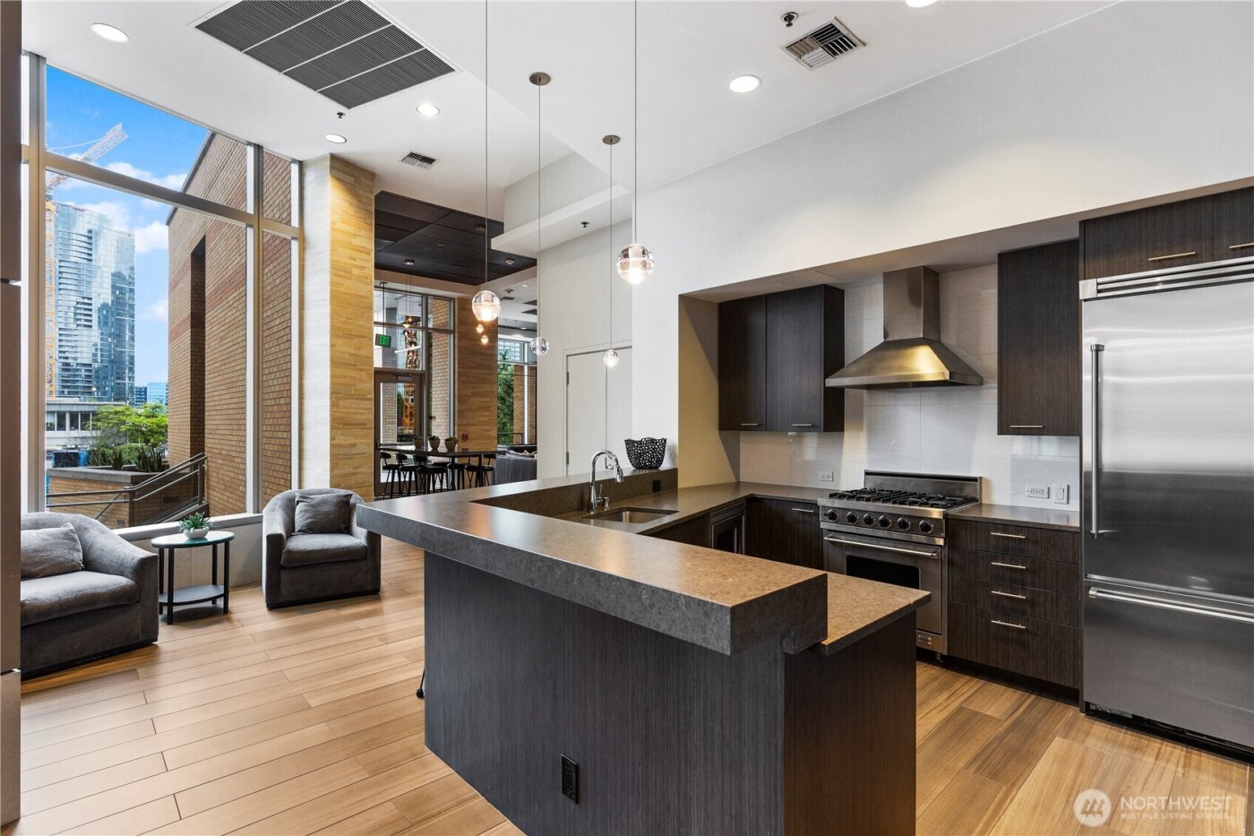 10650 NE 9th Place #2427, Bellevue, WA 98004