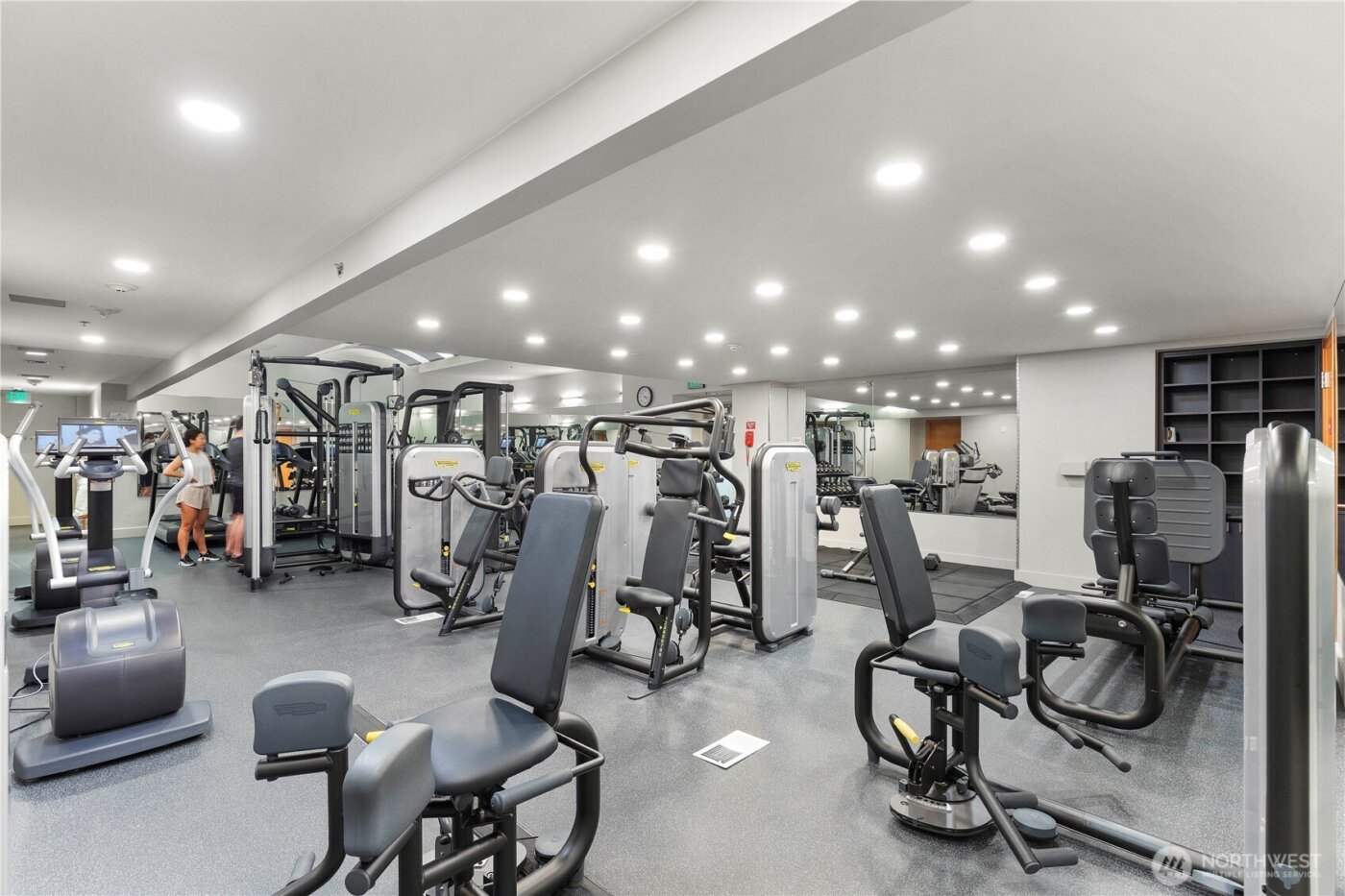 10650 NE 9th Place #2427, Bellevue, WA 98004