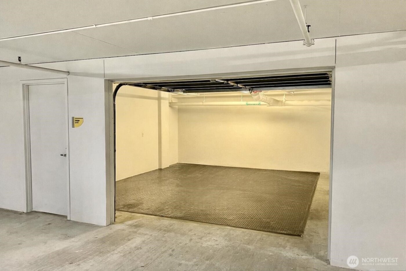 10650 NE 9th Place #2427, Bellevue, WA 98004