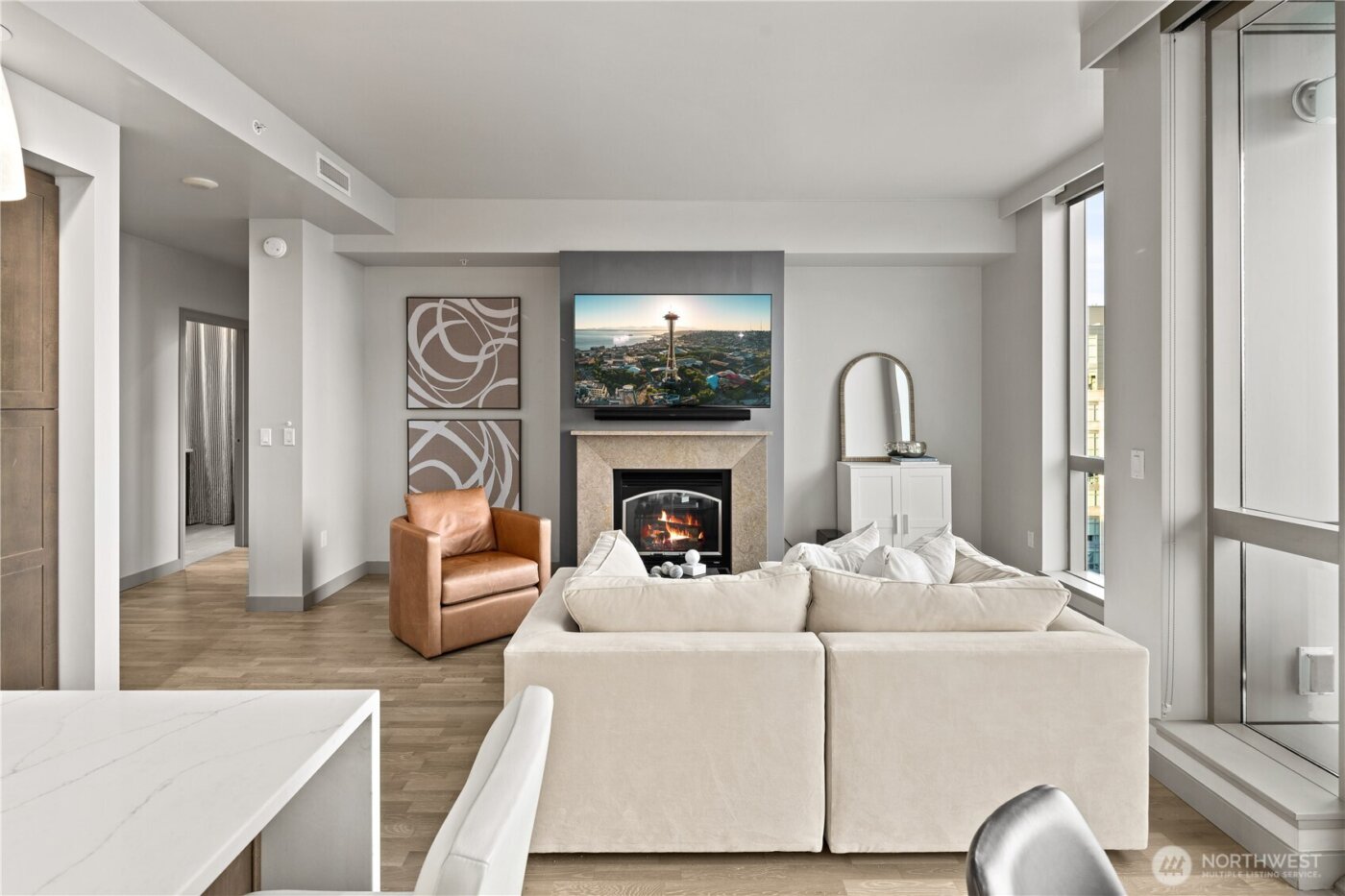 10650 NE 9th Place #2427, Bellevue, WA 98004