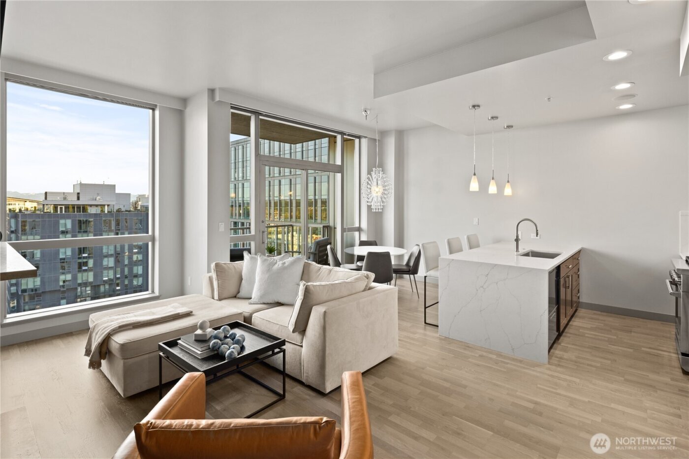 10650 NE 9th Place #2427, Bellevue, WA 98004