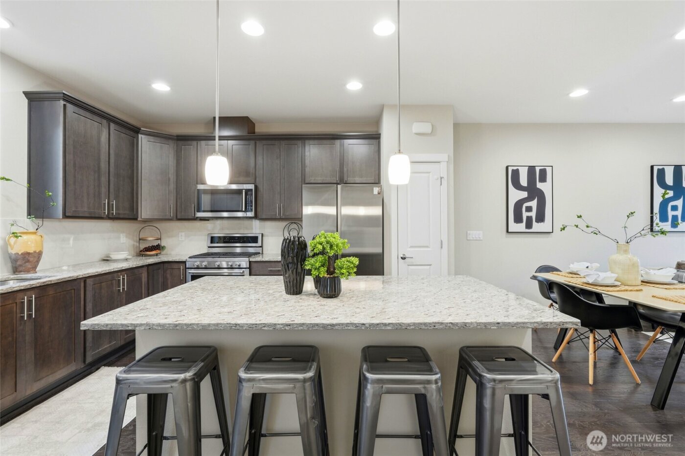 14606 35th Court NE, Lake Forest Park, WA 98155