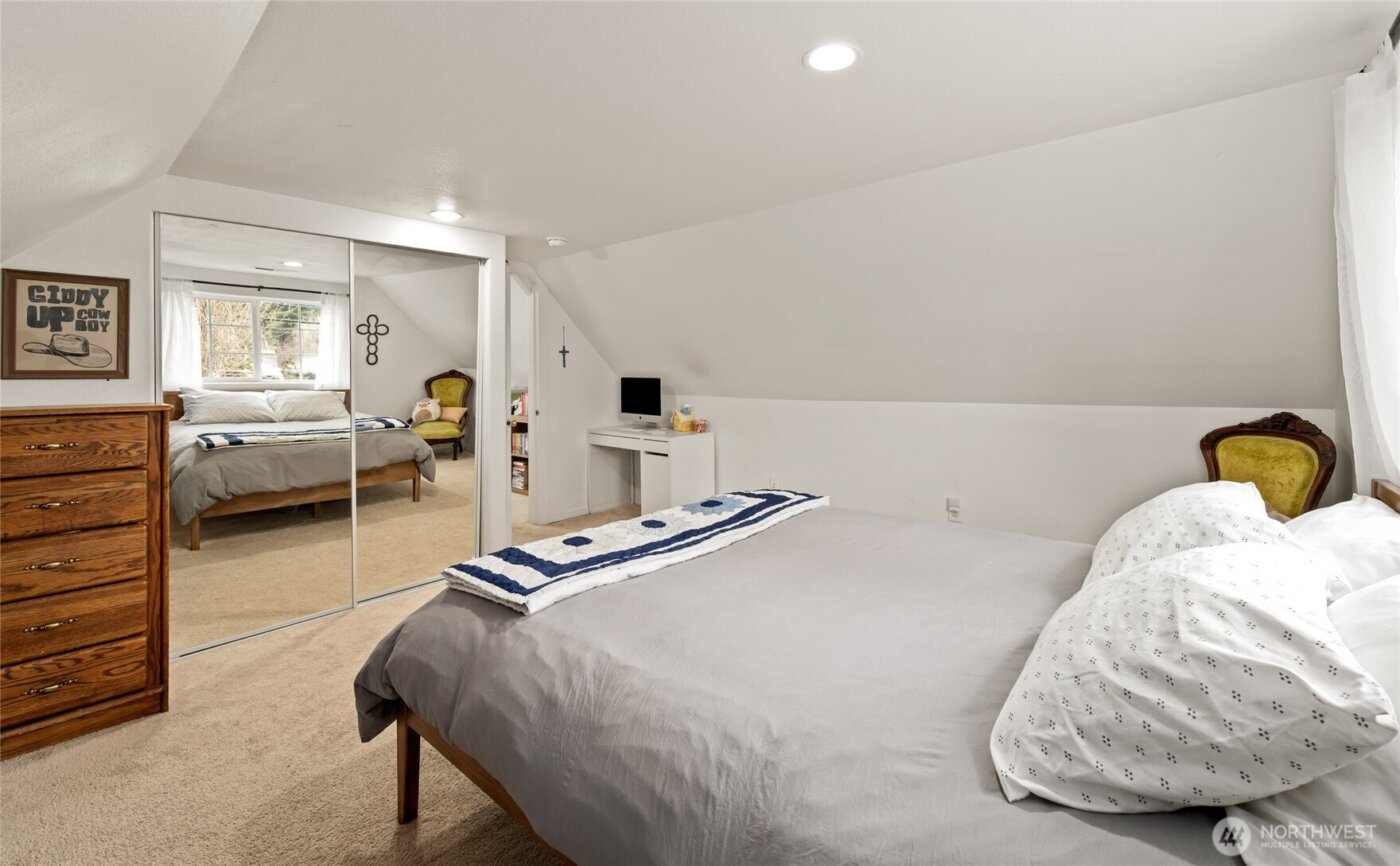 416 N Regent Street , Burlington, WA 98233