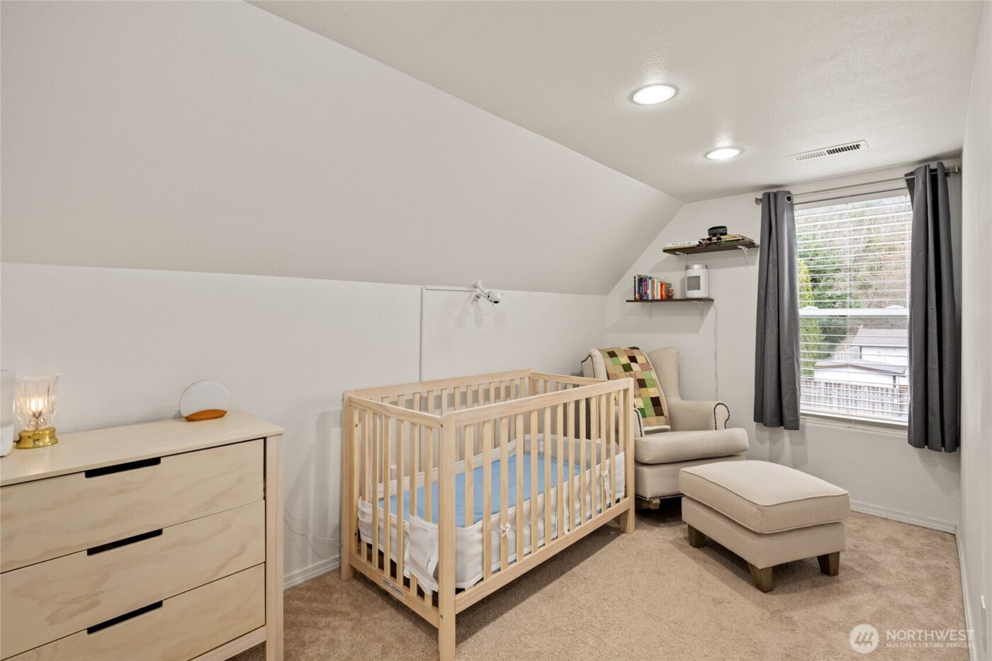 416 N Regent Street , Burlington, WA 98233