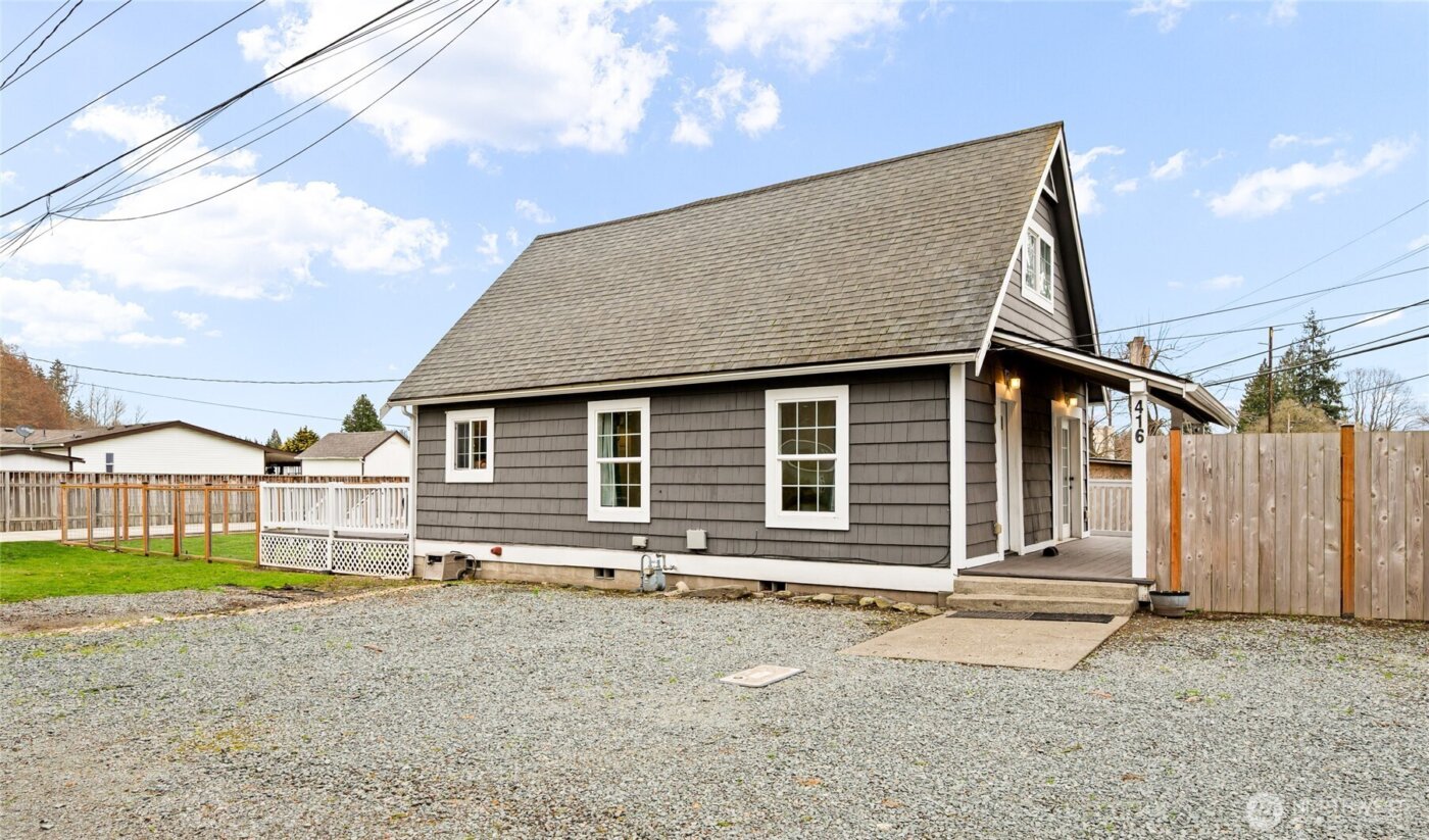 416 N Regent Street , Burlington, WA 98233