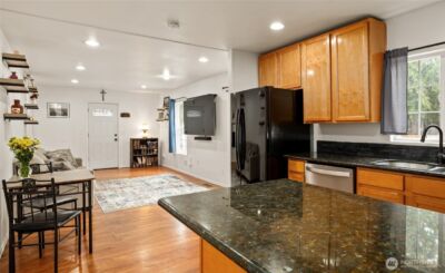 416 N Regent Street , Burlington, WA 98233 - Photo 9